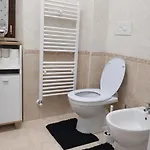 Golden - Golden With Private Kitchen And Garden - Close To Metro C