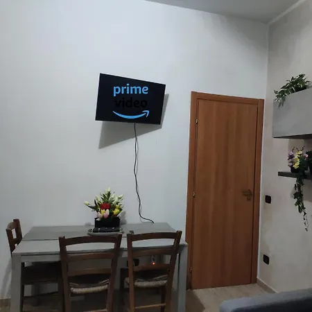 Deluxe With Private Kitchen And Garden - Close To Metro C Ρώμη