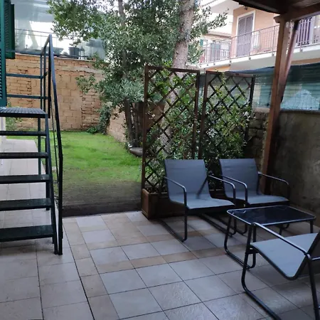 Deluxe With Private Kitchen And Garden - Close To Metro C * Rome