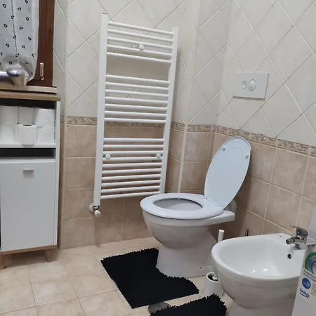 Deluxe With Private Kitchen And Garden - Close To Metro C Penzion *